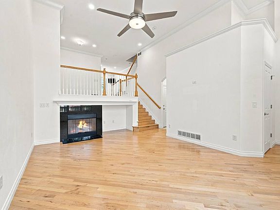 4th image of 9217 Kornbrust Cir