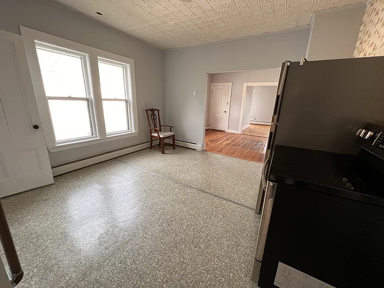 59 Washington St #1 — Photo 3
