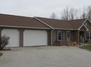 12367 Tuetken Rd, Irving, IL 62051