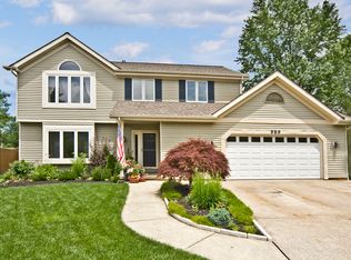 989 Valley Creek Dr, Eastlake, OH 44095