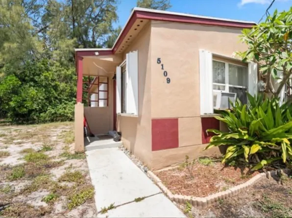 5109 Pinewood Avenue, West Palm Beach, FL 33407