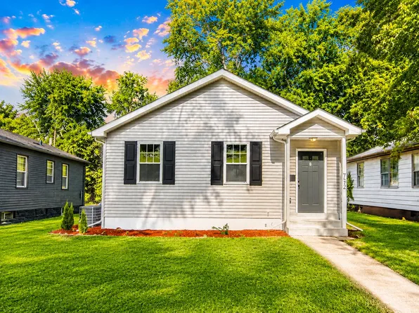 772 Hovey St, Gary, IN 46406