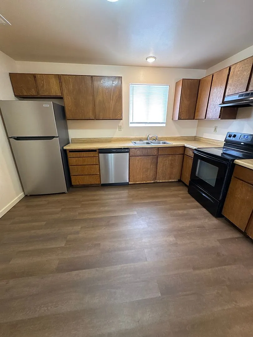 Building Photo - 256 S 1500 W #2