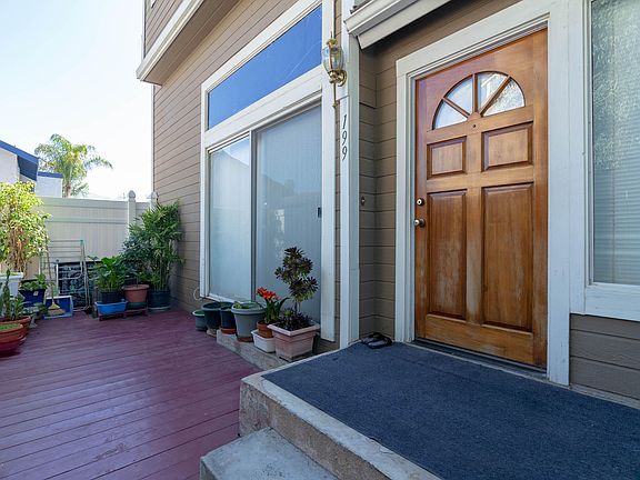 3rd image of 1921 Glenoaks Blvd Unit 199