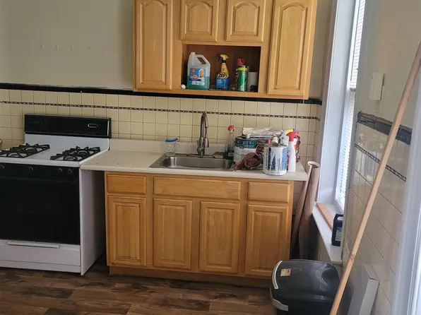 774 Grand Street image 27 of 40