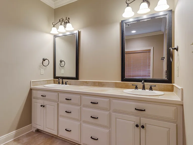 103 Ashville Ln — Photo 13