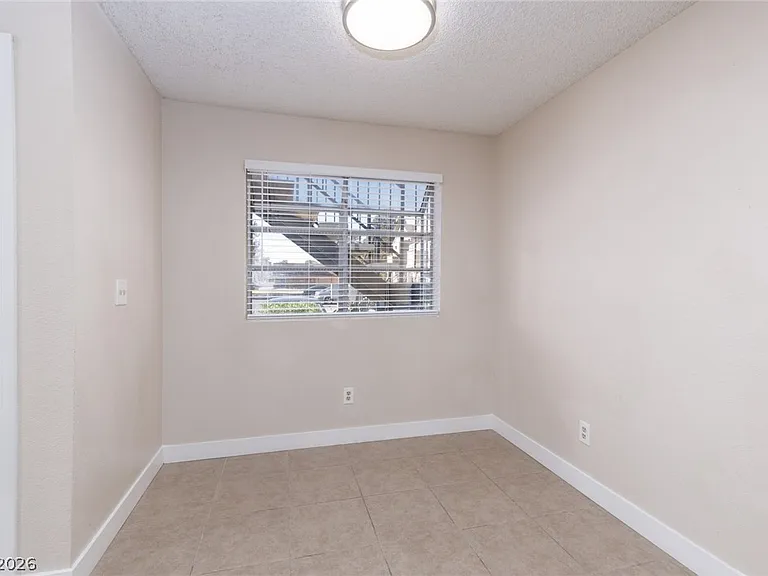 2674 Bryandouglas Dr #B — Photo 7