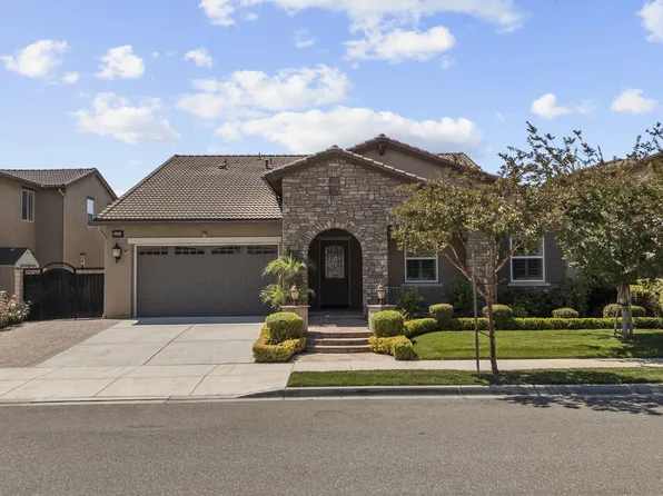 3324 Breezy Dr, Camarillo, CA 93012