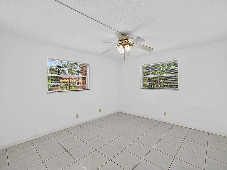 660 Tennis Club Dr #303 — Photo 8