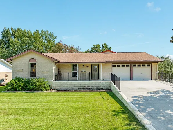 616 Bel Rd, Kemah, TX 77565