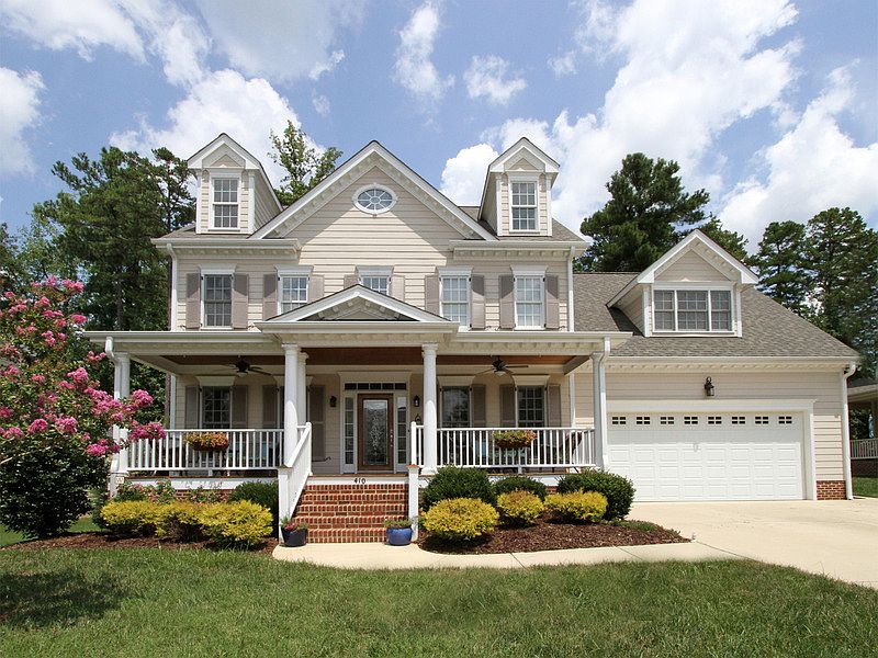 This turn-key home is waiting just for you!