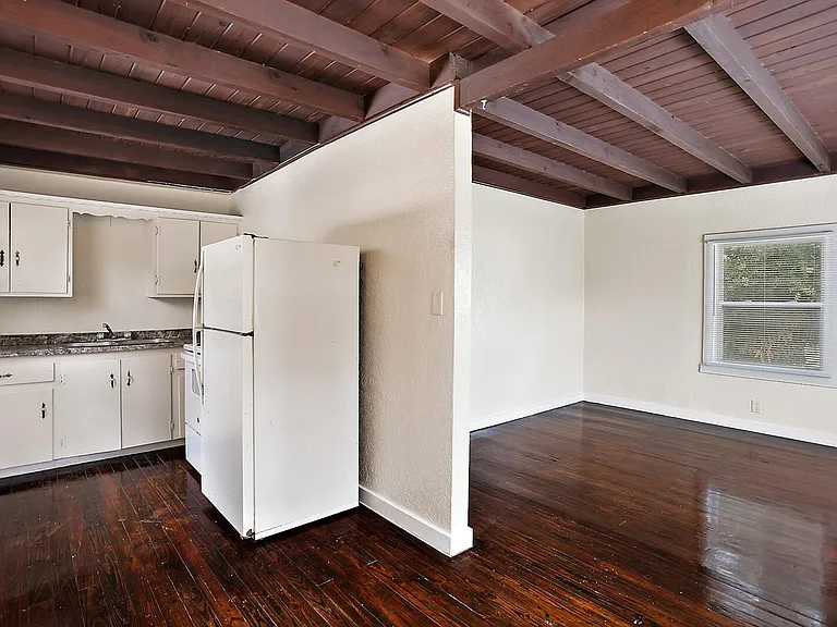 207 Fern Dr #3 — Photo 11