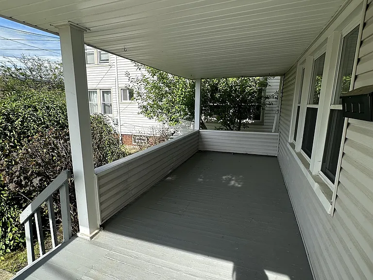 11021 Western Ave — Photo 25