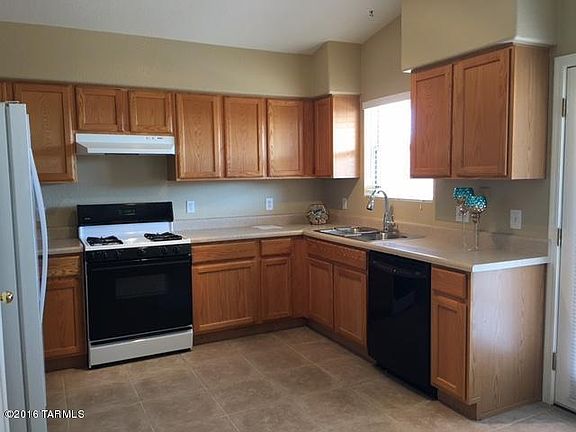 4th image of 5479 W Whiptail Ct