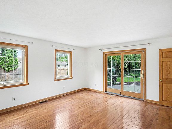 4th image of 898 Havendale Dr