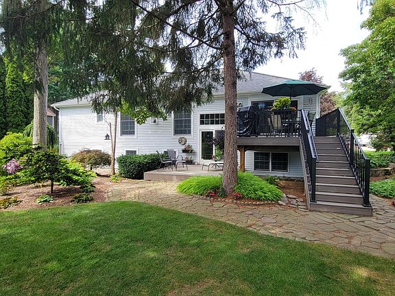 2nd image of 15336 Hofma Dr