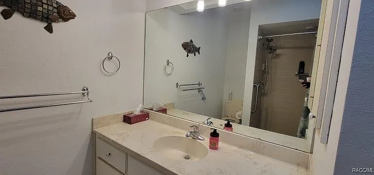 340 E Glassboro Ct #1B — Photo 16