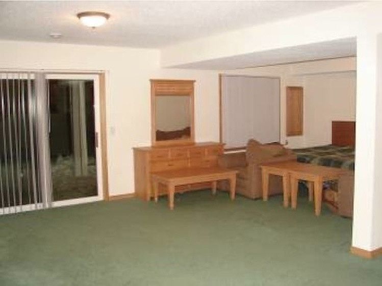2nd image of 3853 Raspberry Ridge Rd NW