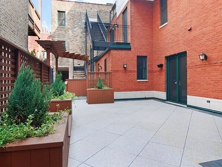600 W Belden Ave — Photo 14