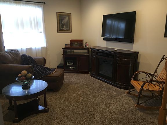 Upstairs Loft Bonus Room. 