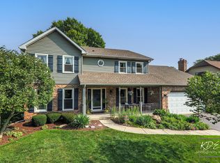 479 Prairie Knoll Dr, Naperville, IL 60565