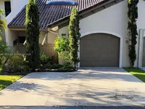 11438 SW 86th Ln, Miami, FL 33173