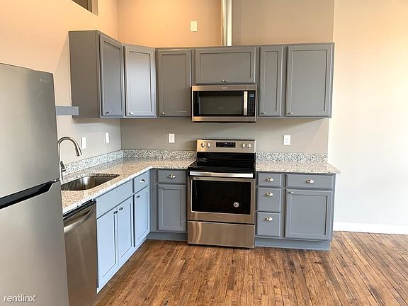 2nd image of 3800 Euclid Ave #104