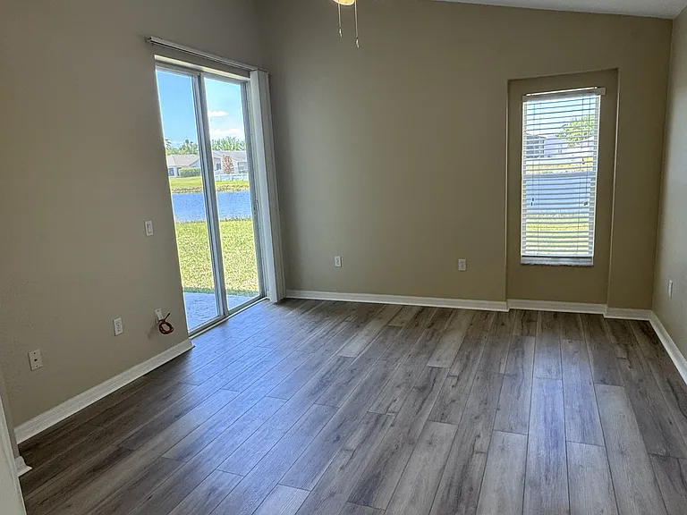 7507 Canal Point Ct — Photo 7