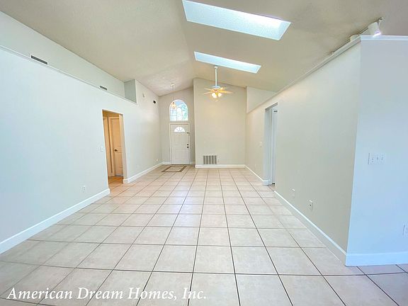 5th image of 326 Lexingdale Dr