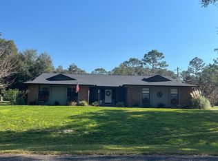804 Lake Dr, Deland, FL 32724