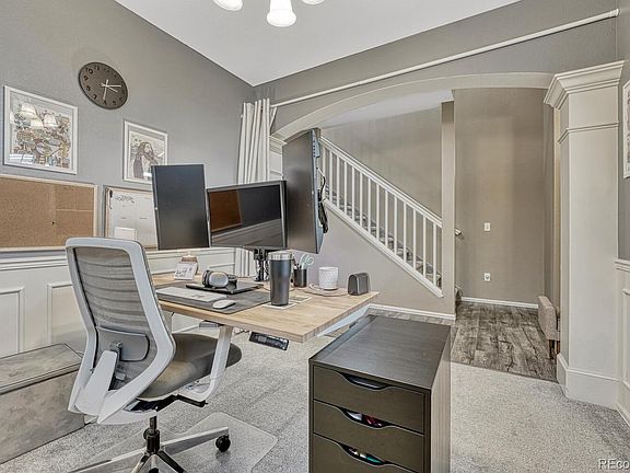 5th image of 22583 E Union Circle