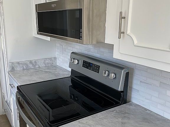 New Range & Microwave