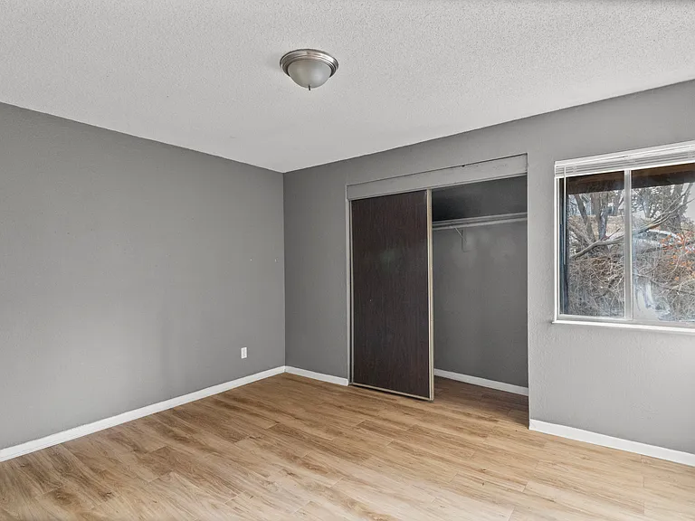 2903 Freeman Ave — Photo 11