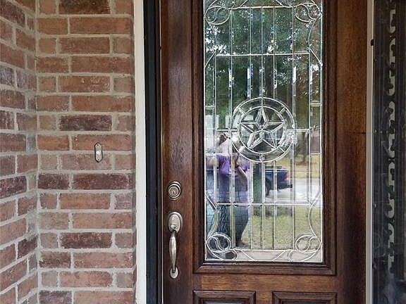 3rd image of 7510 Chathan Glen Ln