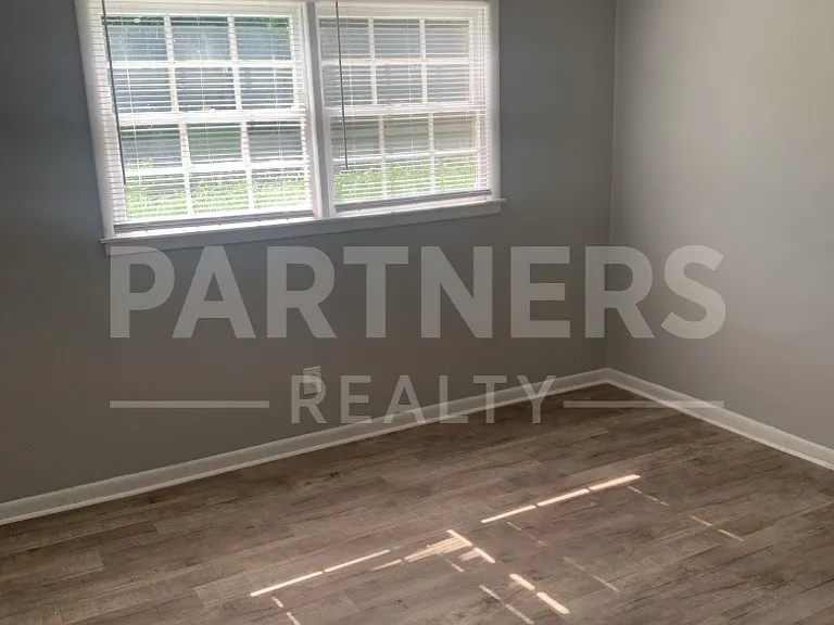 740 Coliseum Blvd — Photo 9