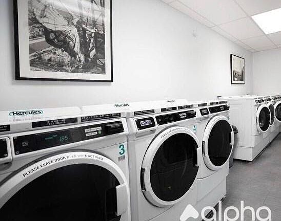 5th image of 315 E 108th St APT 5D