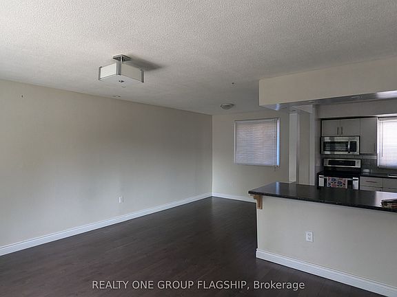 5th image of 7 Greening Ave