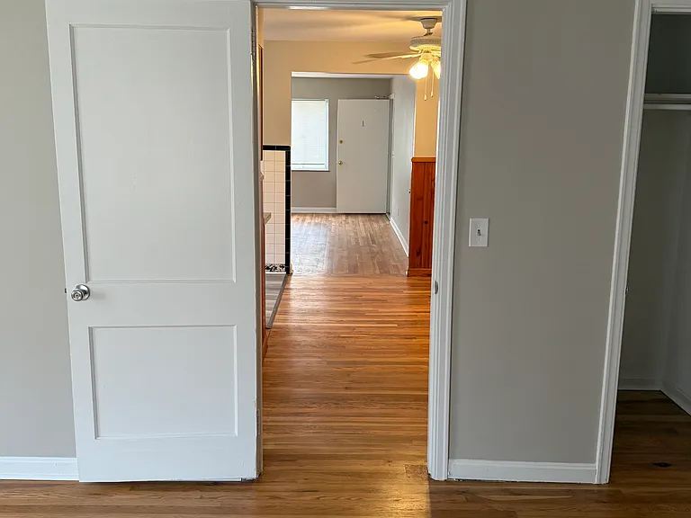 3323 Werk Rd #1 — Photo 9