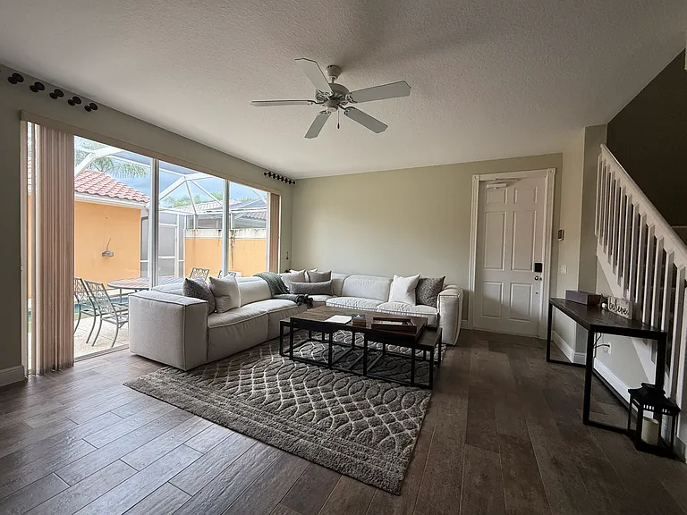 28227 Jeneva Way — Photo 11