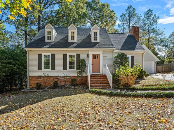 6525 Castlegate Dr, Charlotte, NC 28226