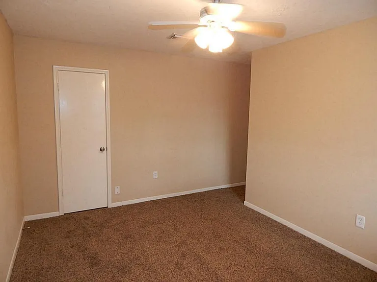 21407 Cimarron Pkwy — Photo 21