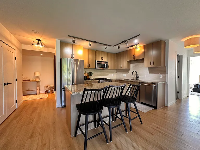 660 Nootka Way #303 — Photo 6