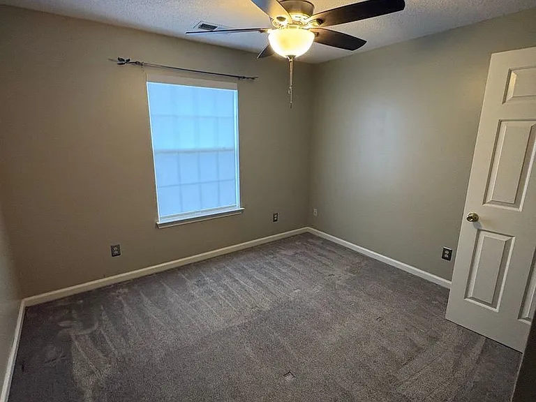 5575 Mary Ln — Photo 6