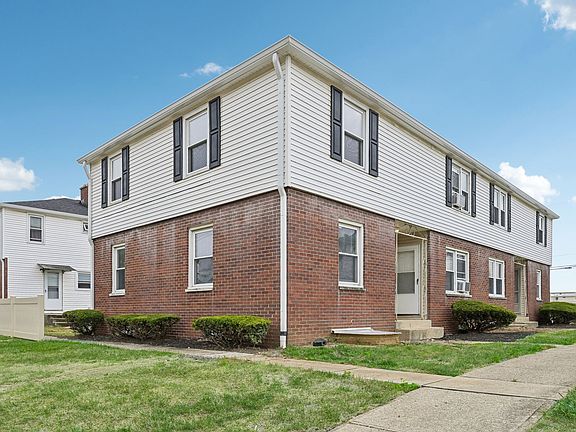 2nd image of 3404 Greenwich St
