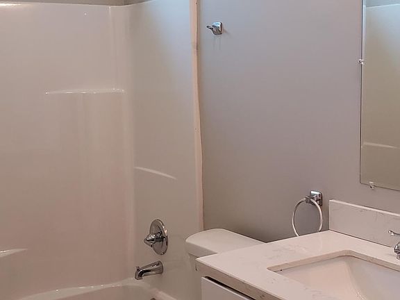 3rd image of 2640 Republic St