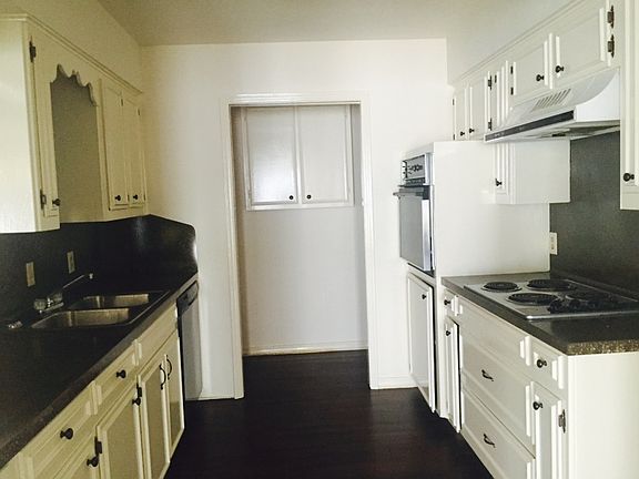 5th image of 707 Yorktown Ct