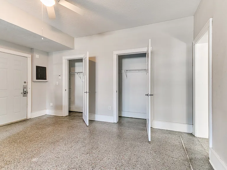 Ingersoll Flats — Photo 23