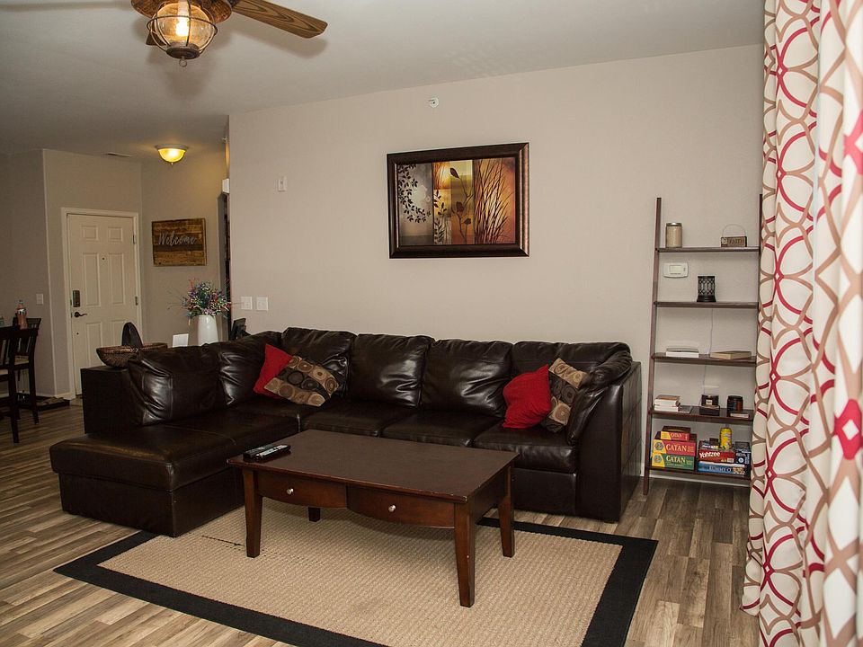 Newer Paint, Flooring,Baseboards and More.