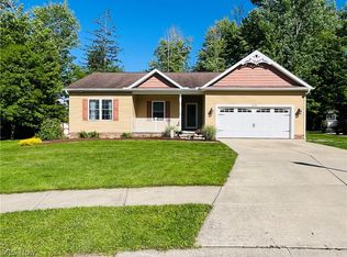 675 Bridle Ct, Geneva, OH 44041