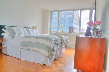 Rented by Addison Property Group